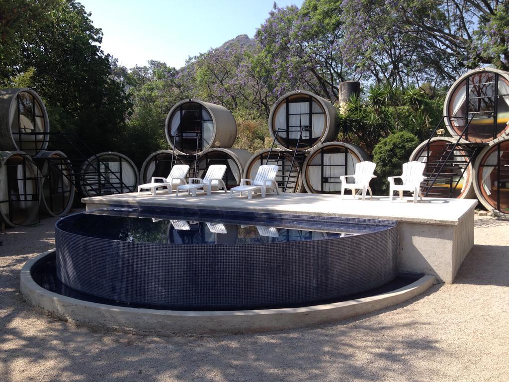 Tubohotel Tepoztlan Bagian luar foto