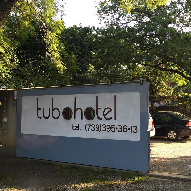 Tubohotel Tepoztlan Bagian luar foto